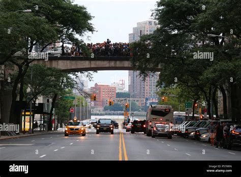 tudor city overpass manhattan.